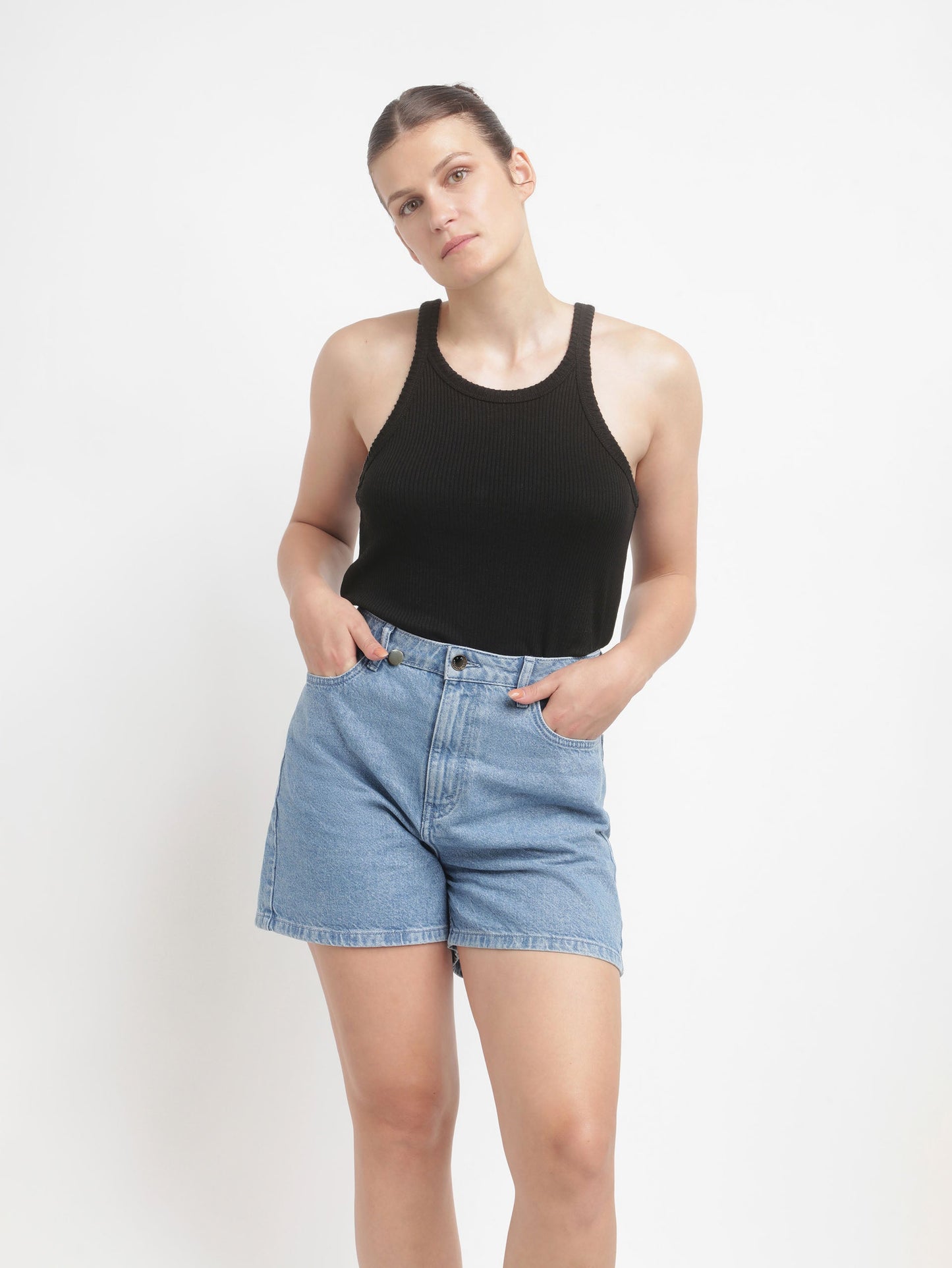 Short Alosta